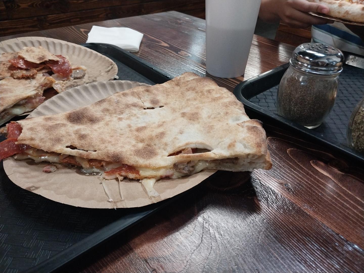 Manhattan Pizzeria